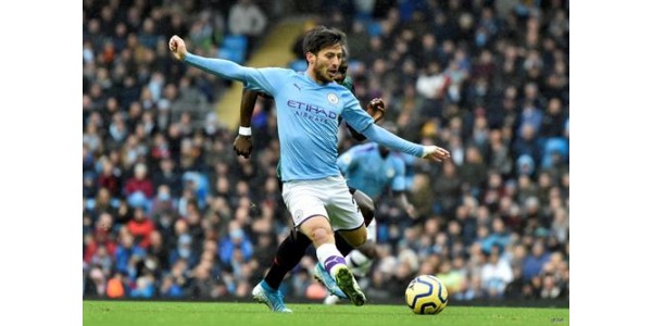 Gracze Manchesteru City chcą, aby David Silva został